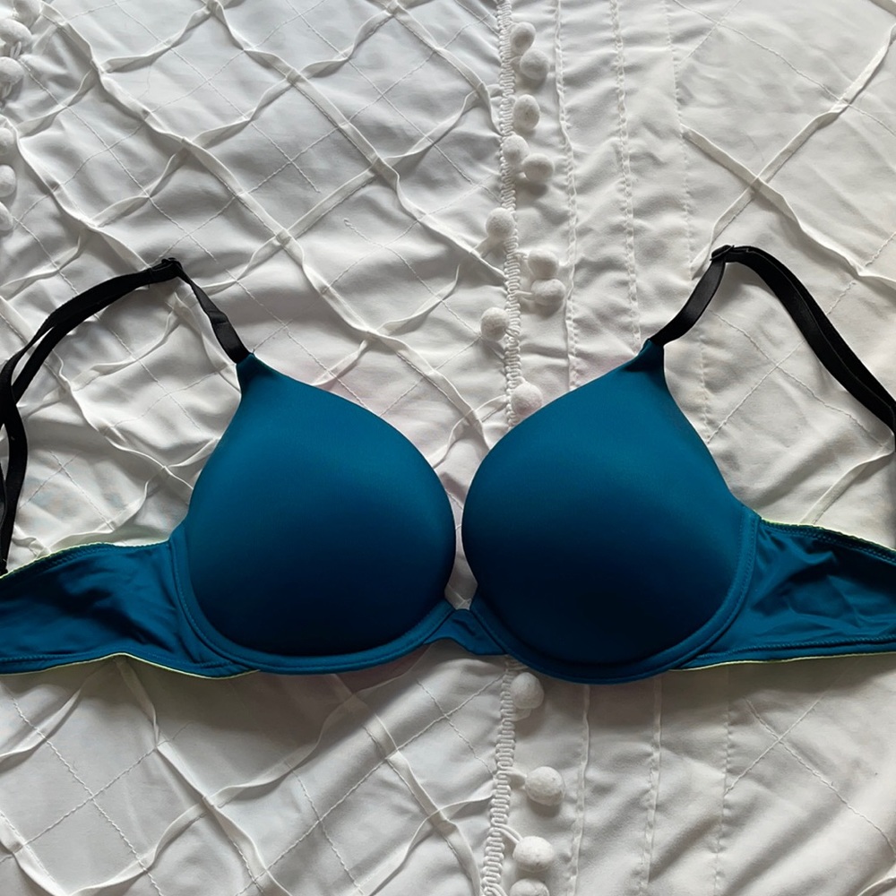 Victoria’s Secret PINK Push-Up Bra